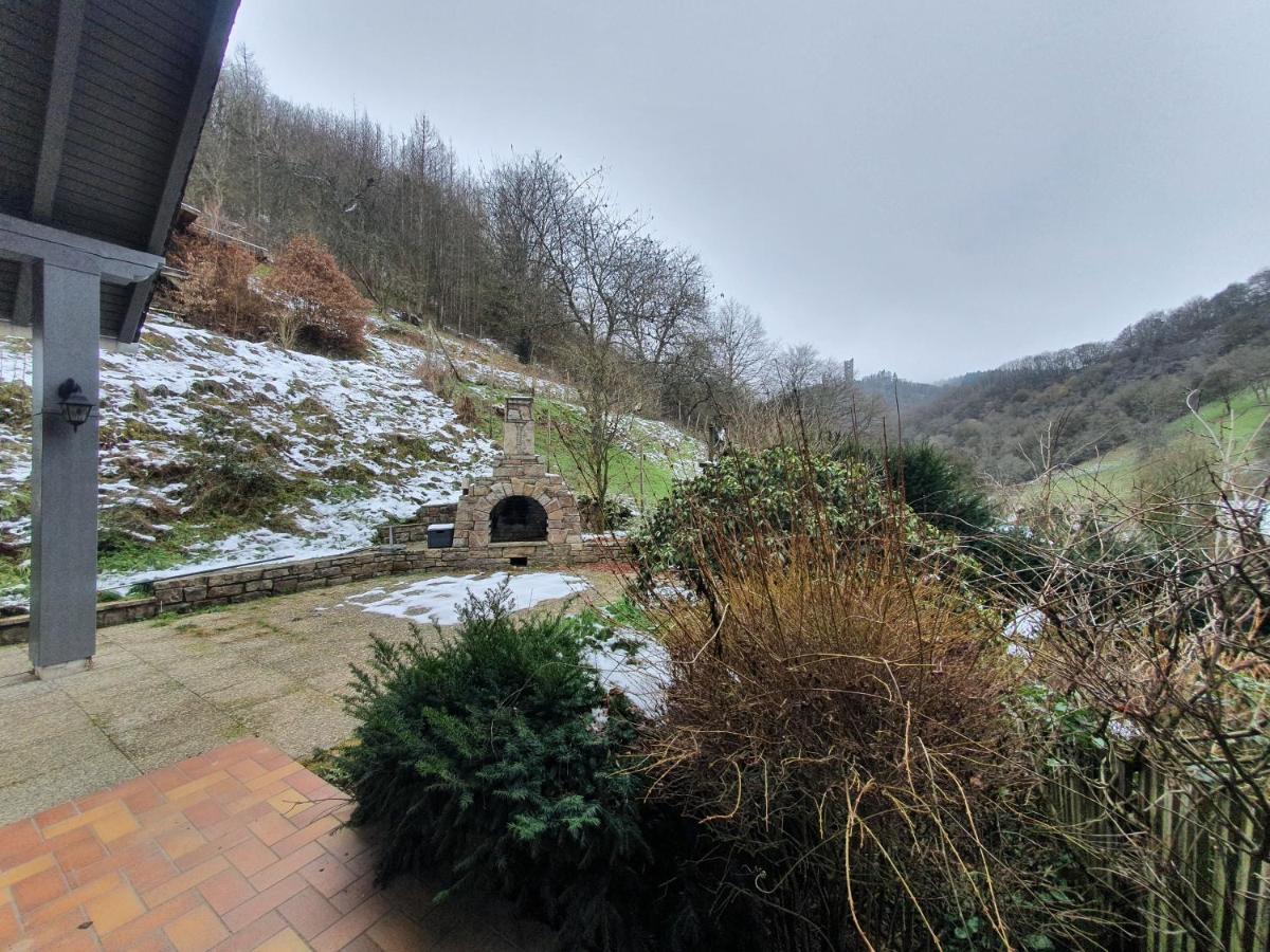 Grosses Ferienhaus Sauerburgblick Sauerthal Bagian luar foto