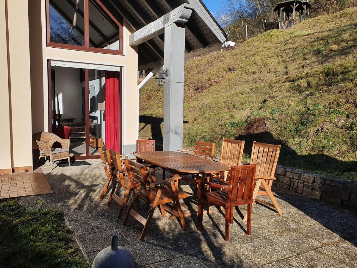Grosses Ferienhaus Sauerburgblick Sauerthal Bagian luar foto